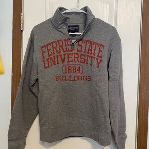 Ferris State, quarter zip